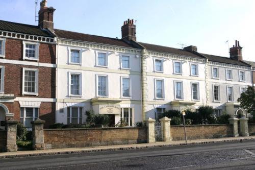 The Langham Hotel Northampton Exterior foto
